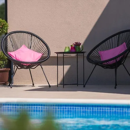 Leoni By Istrialux וילה Orihi