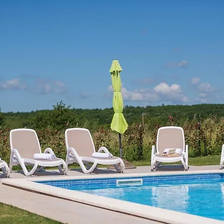 Leoni By Istrialux *