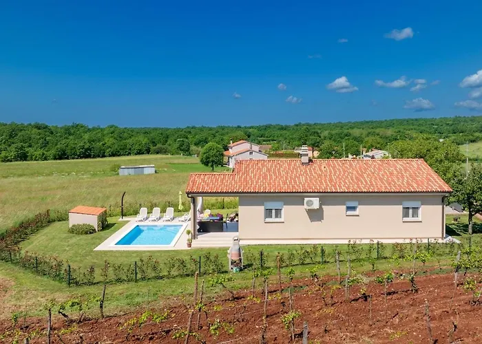 Leoni By Istrialux Orihi