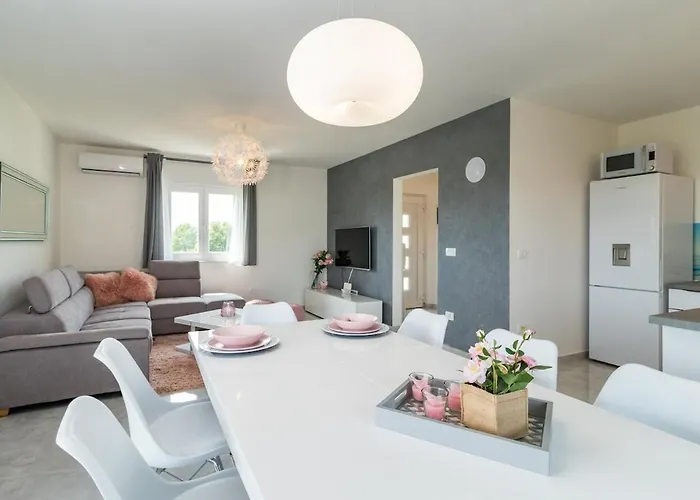 Leoni By Istrialux Villa