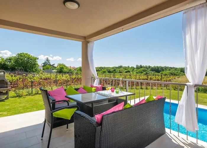 Leoni By Istrialux Villa *